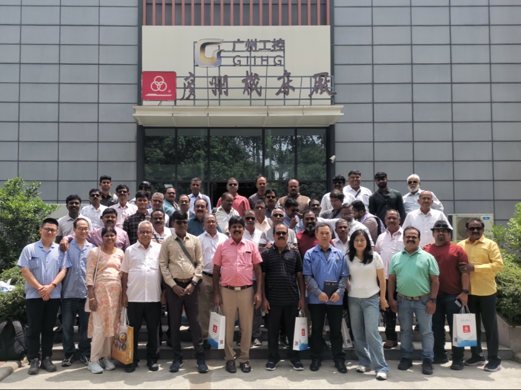 交流照2.jpg 交流照2.jpg